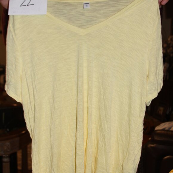 Old Navy Tops - Women's Old Navy XXL Yellow Short Sleeve V Neck T Shirt